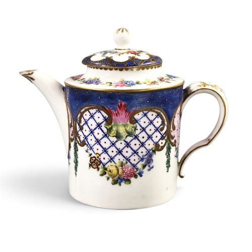 Royal Sèvres Litron Soft-paste Teapot, Louis Xv Period, 1772