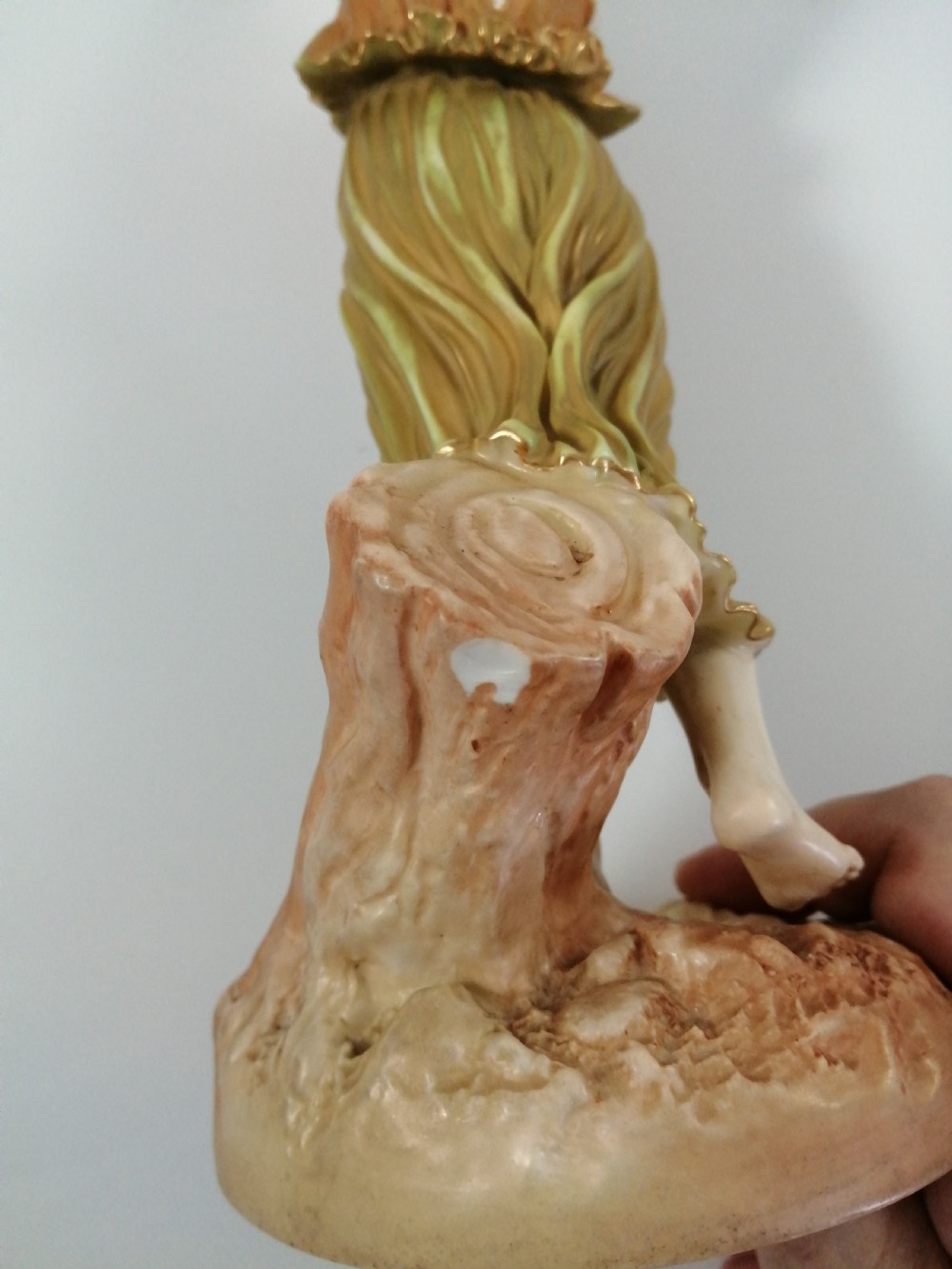 Antique Royal Worcester Hadley figurine « Woman with cymbals » ,Shot Enamel ,?.1890 View IX