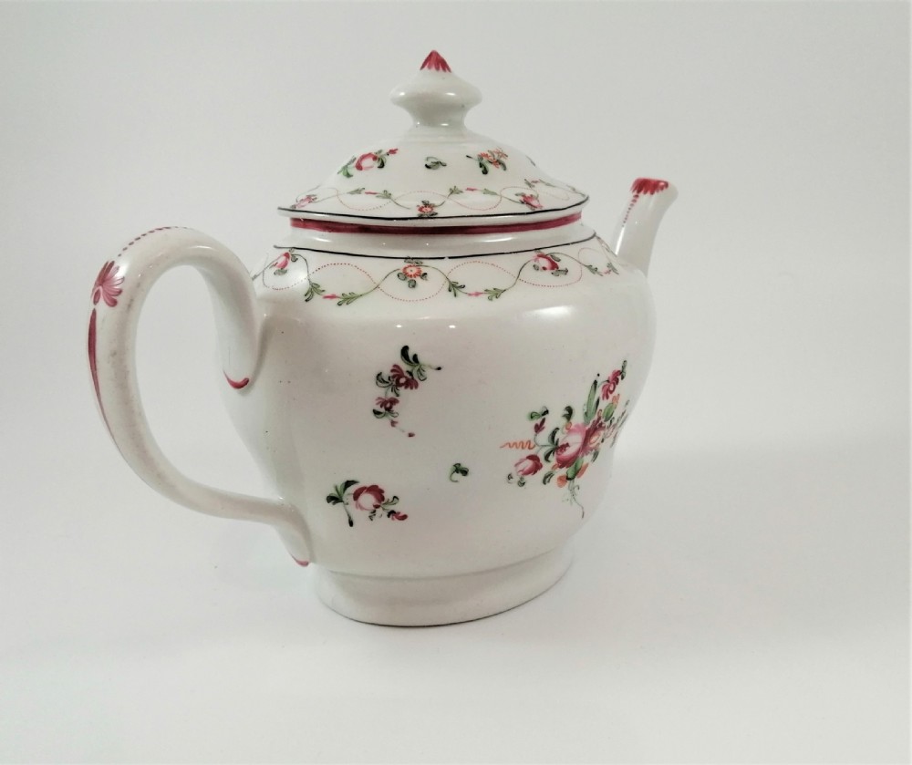 A hard paste porcelain New Hall teapot of oval shape,c.1800 View III