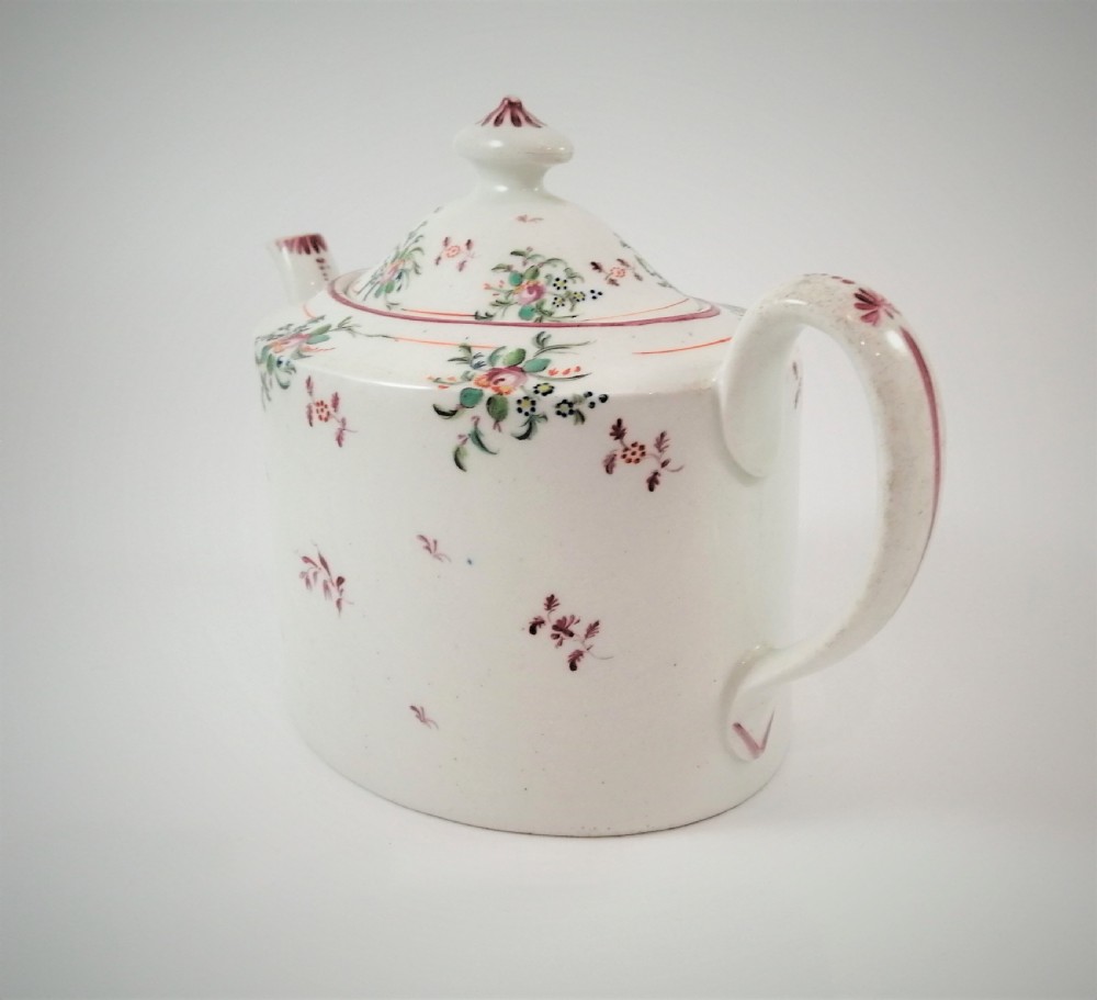 NEW HALL porcelain teapot of old oval shape,c.1805 View II