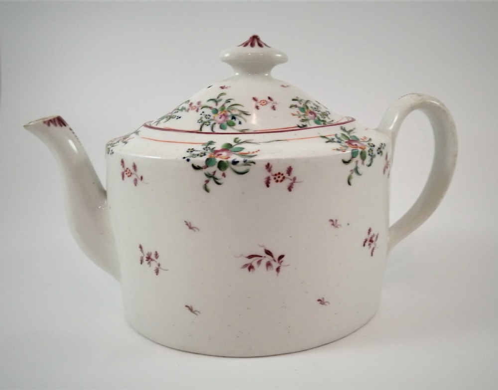 NEW HALL porcelain teapot of old oval shape,c.1805 View VII