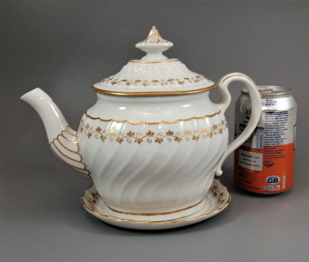 A Flight & Barr (Worcester) teapot and stand , c 1793-1804 View XVIII