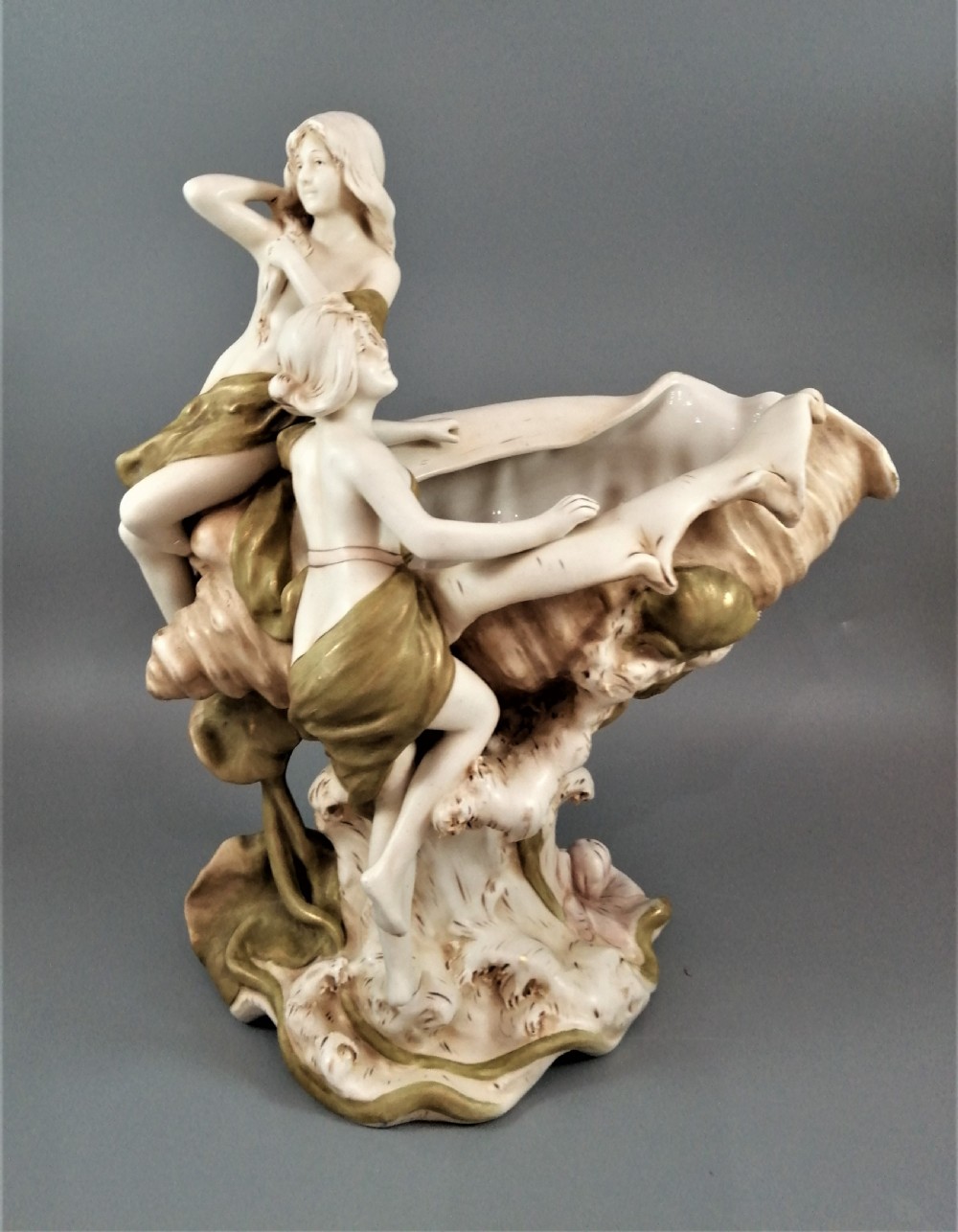Royal Dux Porcelain Centrepiece Art Nouveau: 