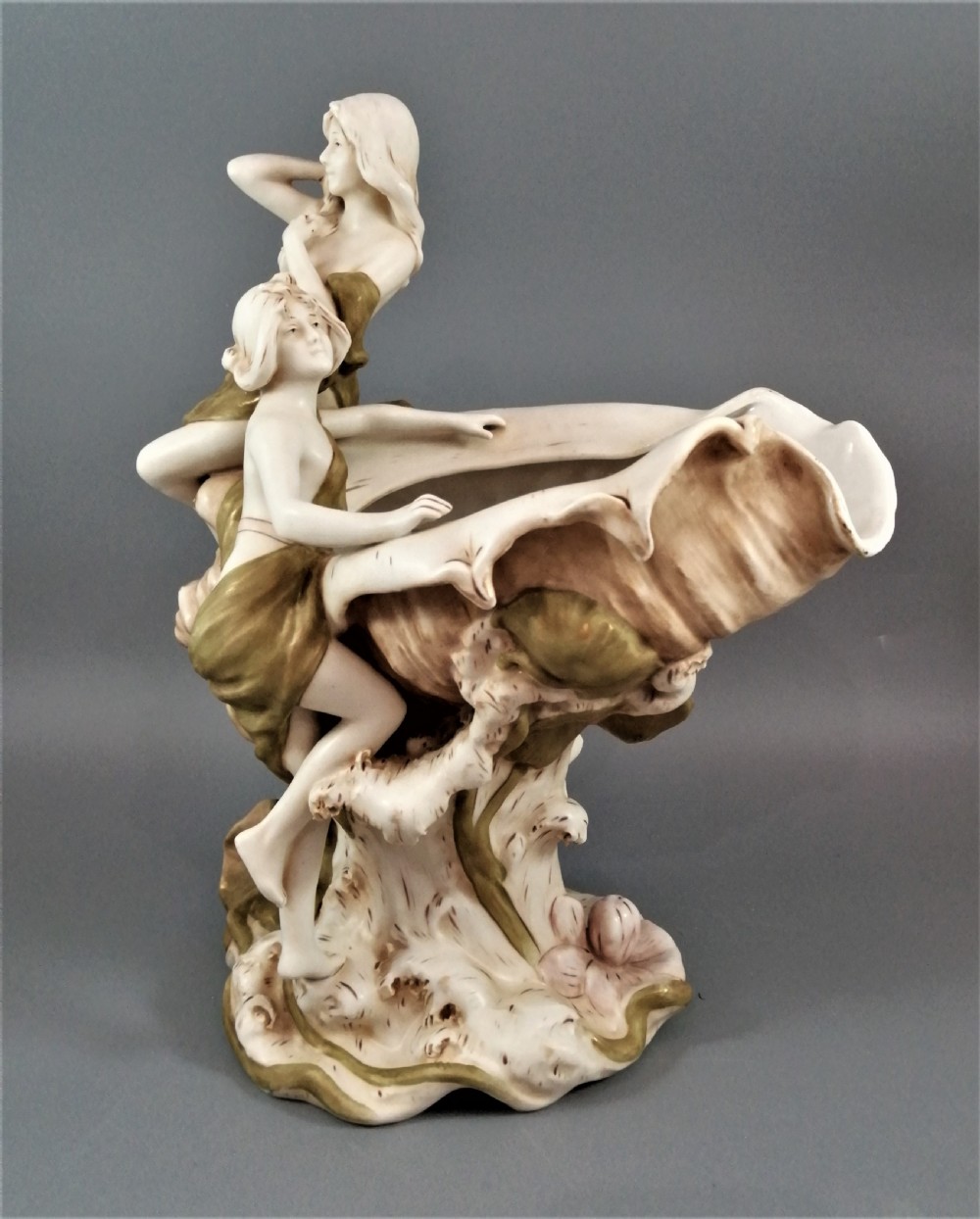 Royal Dux Porcelain Centrepiece Art Nouveau: 