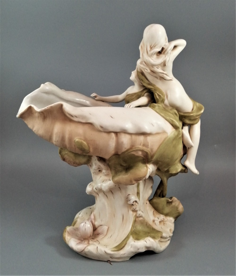 Royal Dux Porcelain Centrepiece Art Nouveau: 