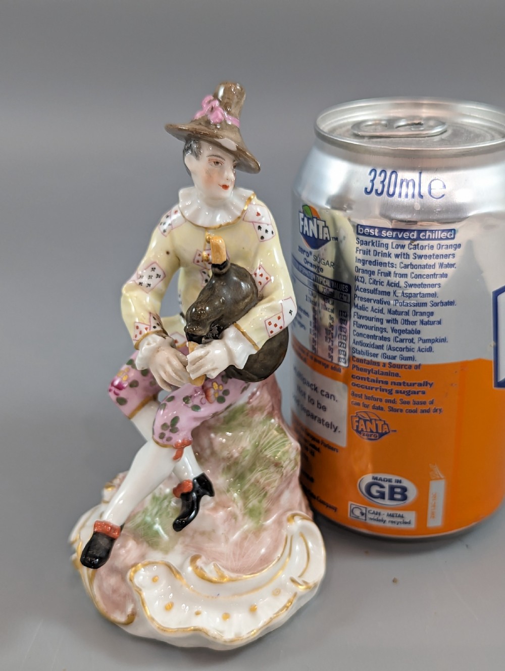 Porcelaine de Paris, Marx Eugene Clauss, Harlequin playing the bagpipe View VII