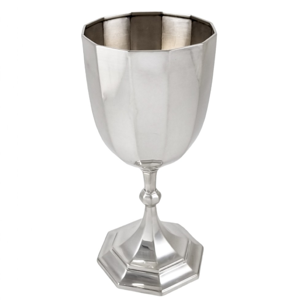 Antique sterling silver huge Edwardian wine goblet / vase / trophy cup 915 ml, 400 g William Hutton