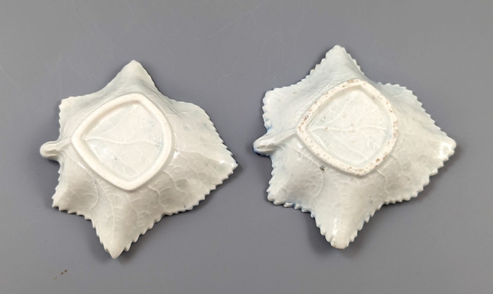 Two Caughley porcelain pickle leaf dishes in Fisherman & Cormorant / Pleasure Boat Pattern, c. 1780 View III