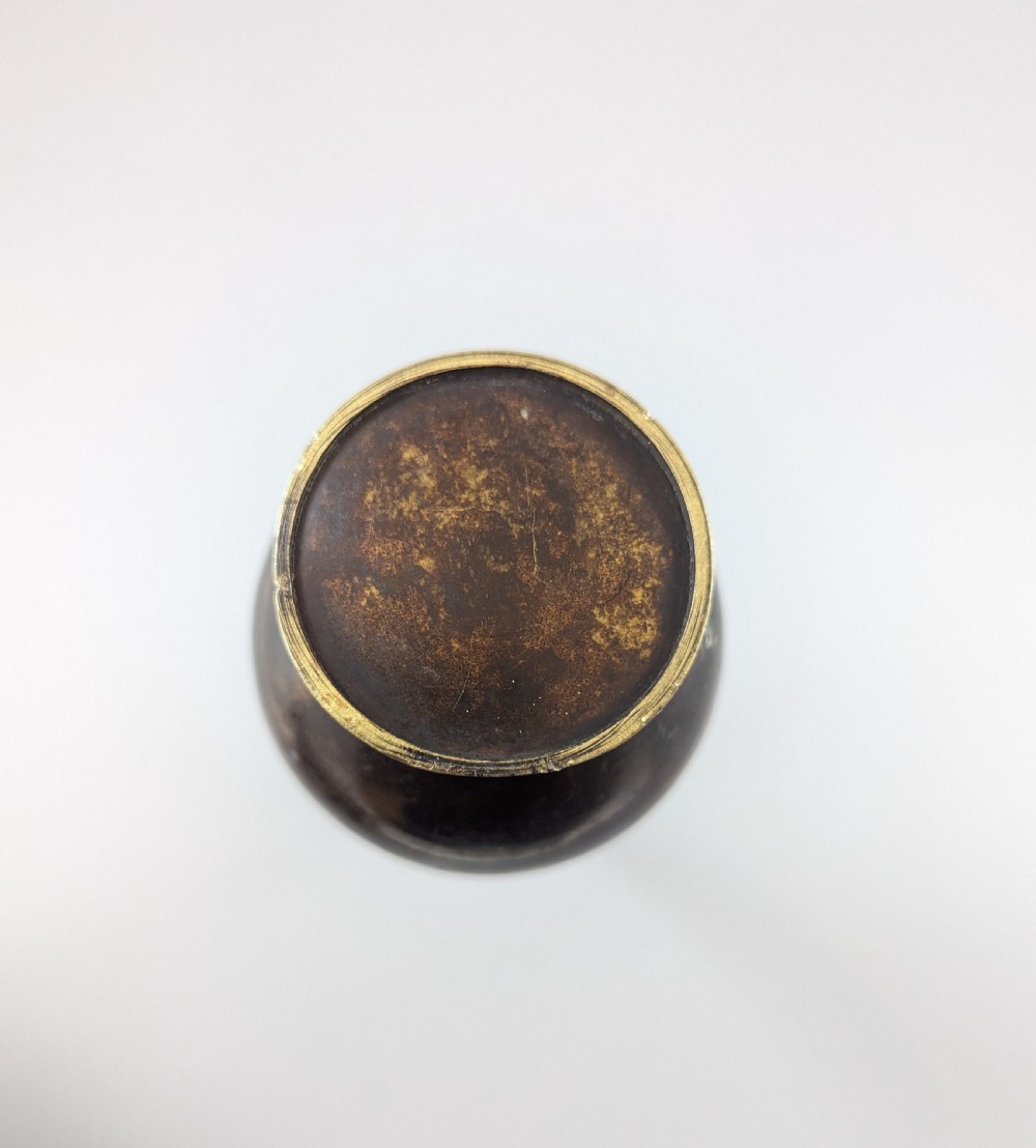 Antique Japanese bronze vase, Meiji period, late 19th century View X