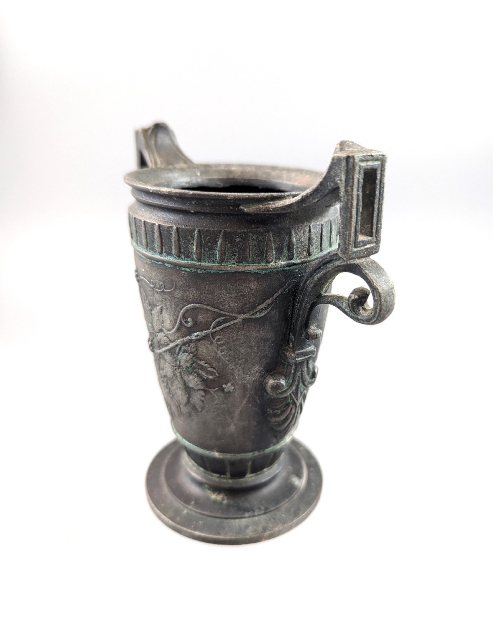 
A classical Greek-style pewter amphora Jules Brateau, circa 1900 View VI
