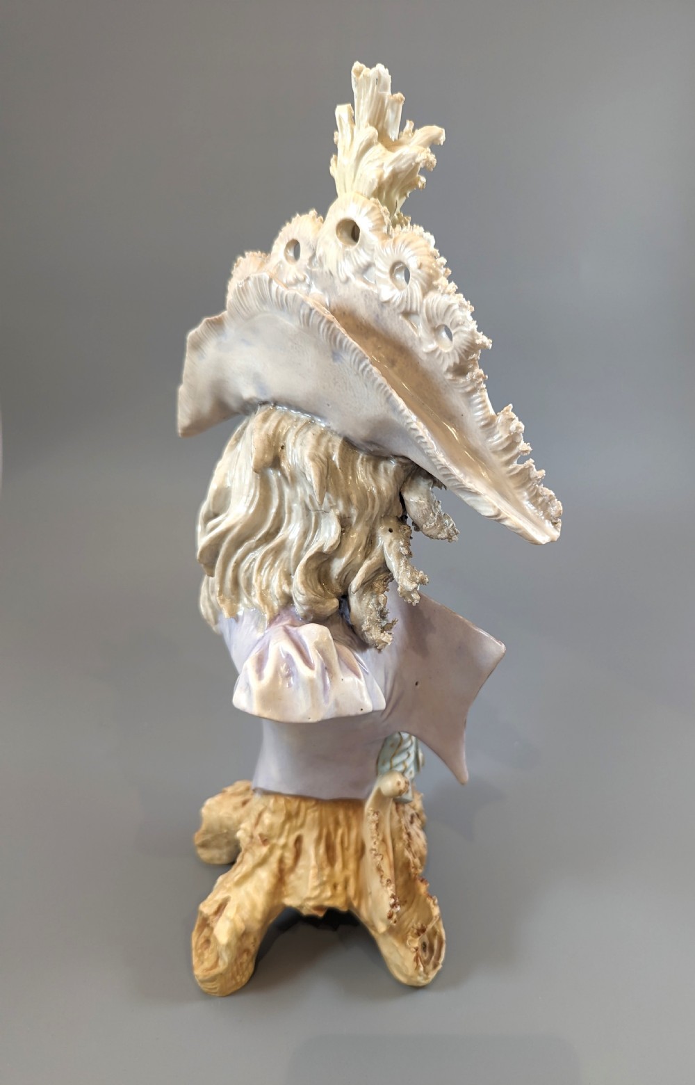 A pair of Stellmacher Porcelain Busts , Turn-Teplitz, Bohemia, Austria, circa 1900. View IX
