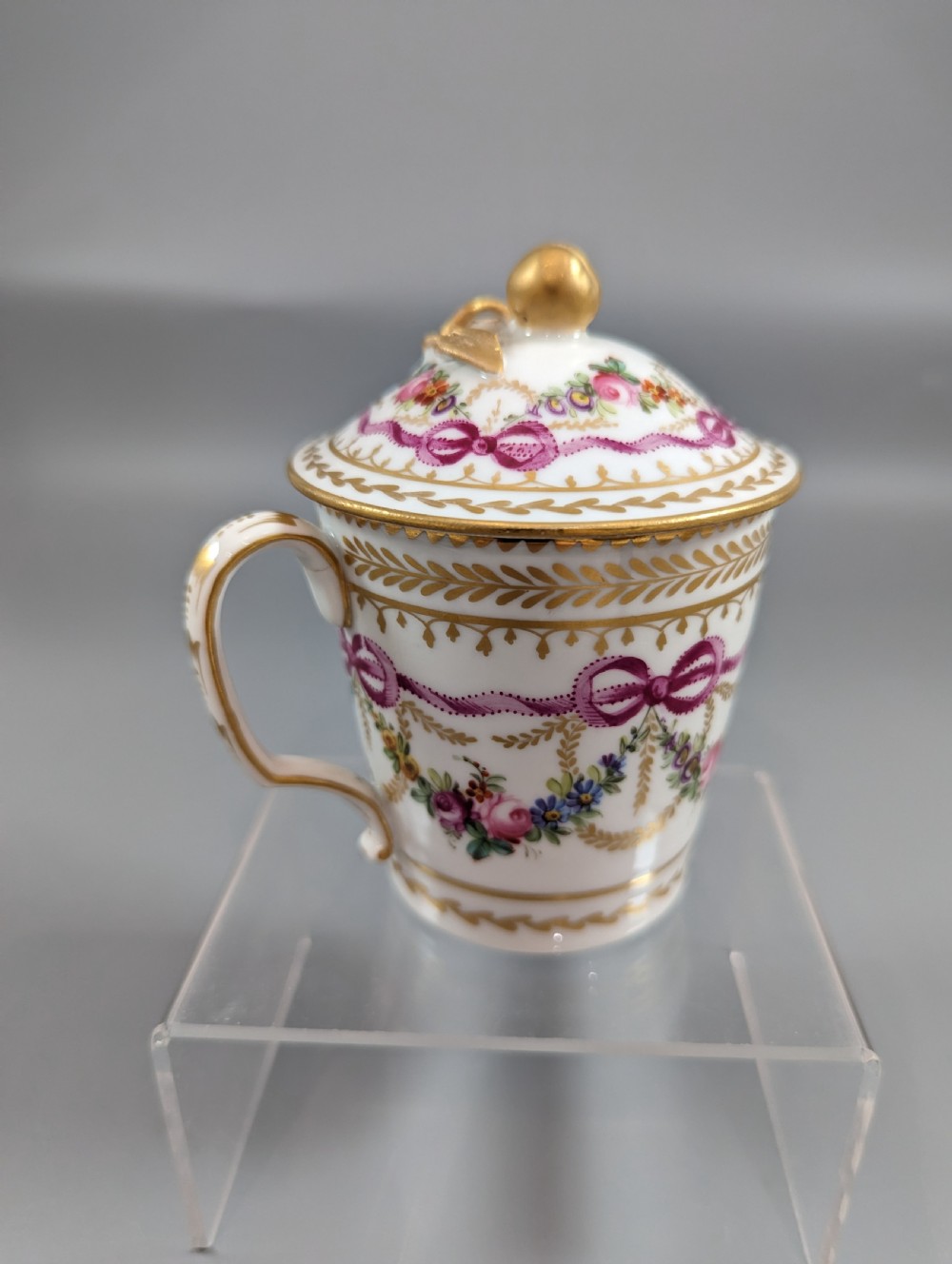 Floral and gold mid-18th century Sèvres style cup, saucer and lid set  View IX