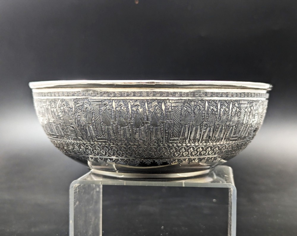 Antique Persian large, round silver bowl with matching tray. 788 g View VIII