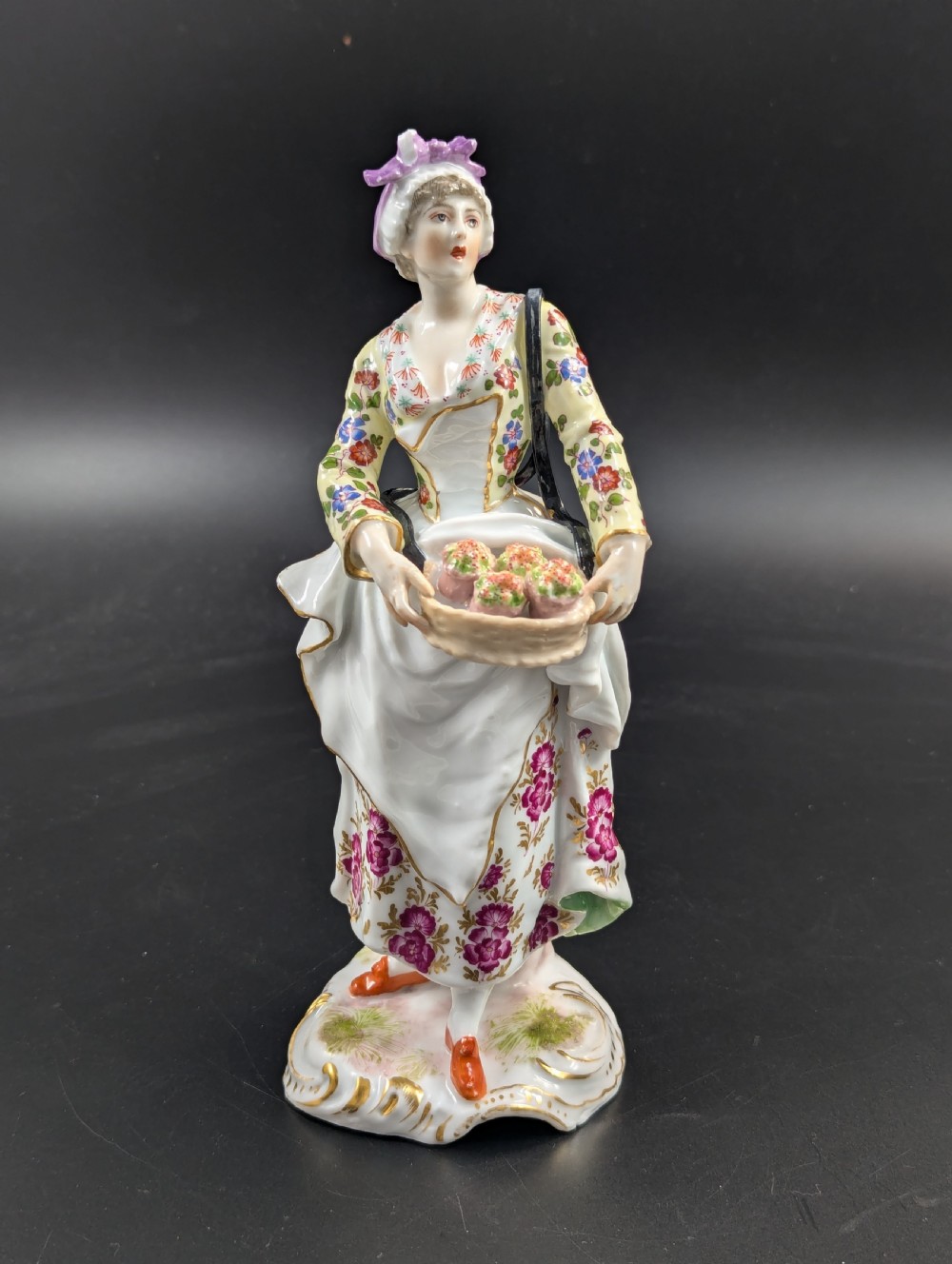 Figurine of Flower Seller, Samson, France, 19th century.