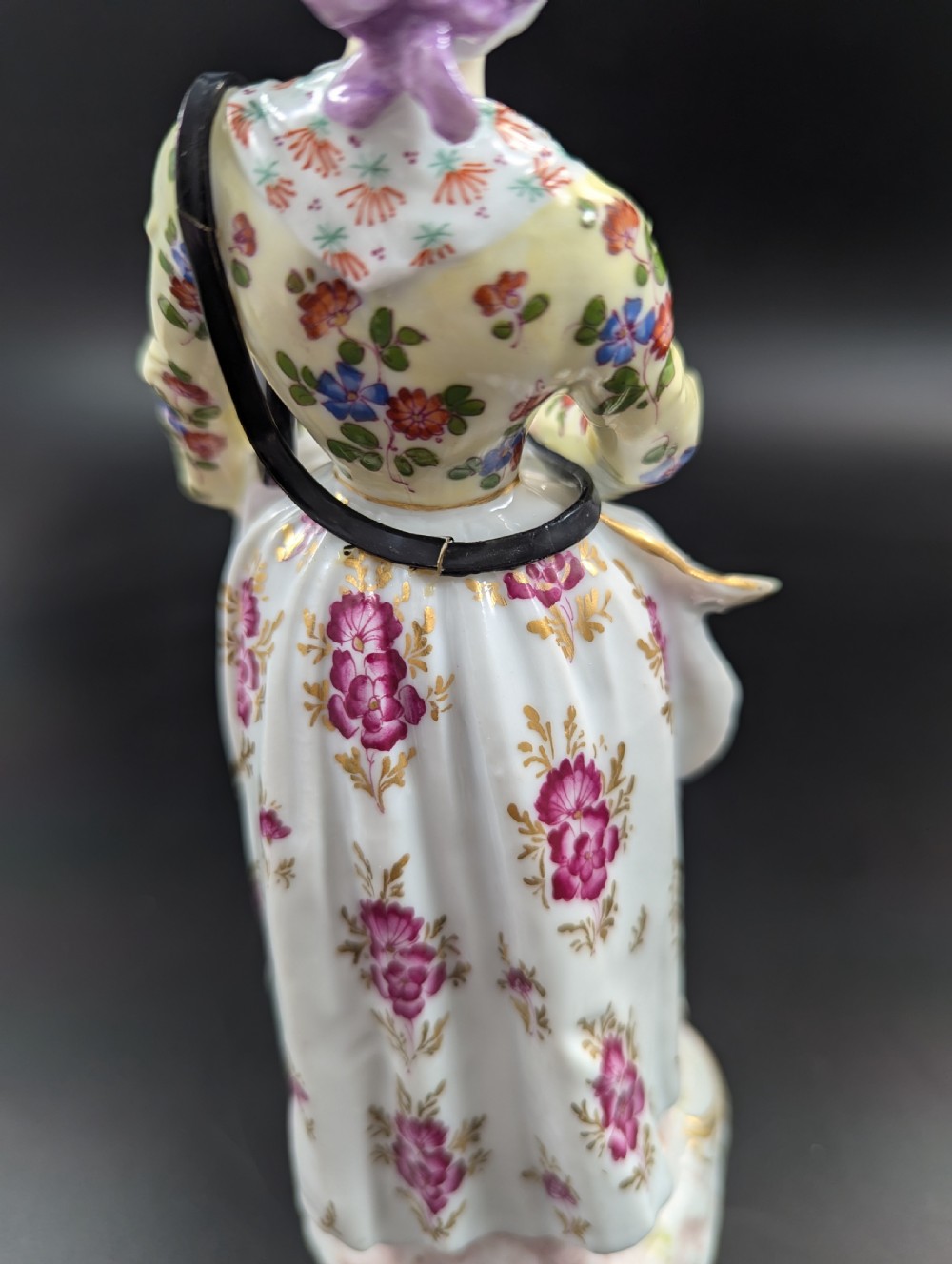 Figurine of Flower Seller, Samson, France, 19th century. View IX