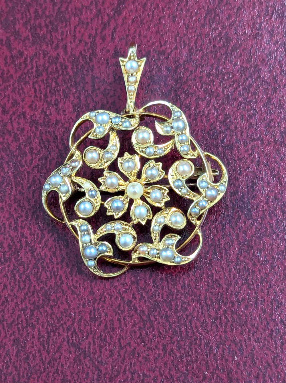 An Edwardian Pearl and 15ct Gold Brooch Pendant View III