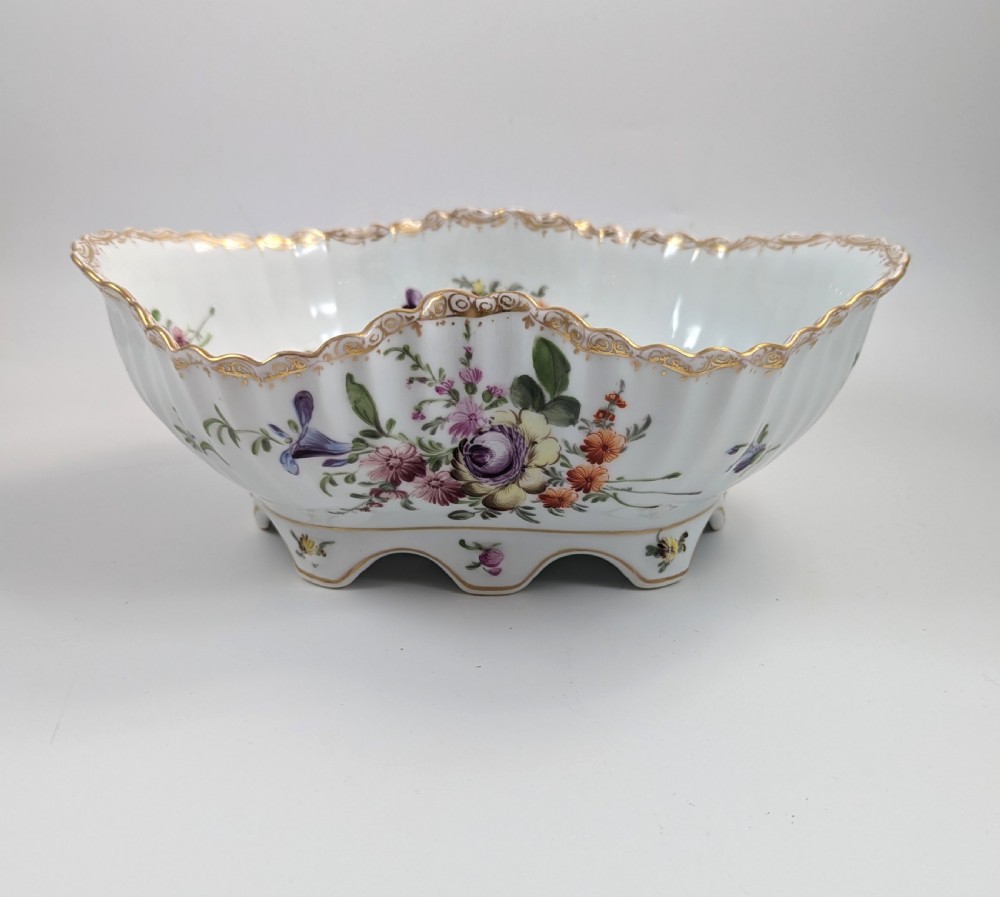 Helena Wolfsohn, Dresden, Large Hand-Painted Footed Bowl, c. 1870 View VIII