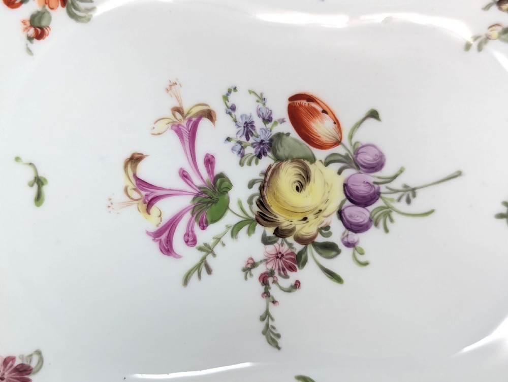 Helena Wolfsohn, Dresden, Large Hand-Painted Footed Bowl, c. 1870 View XIII