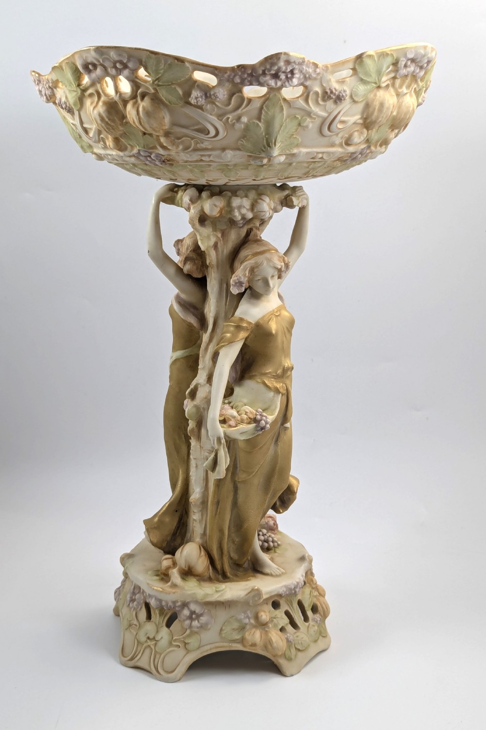 Figural Porcelain Vase, Ernst Wahliss, Royal Vienna, c. 1894-1900 View VIII