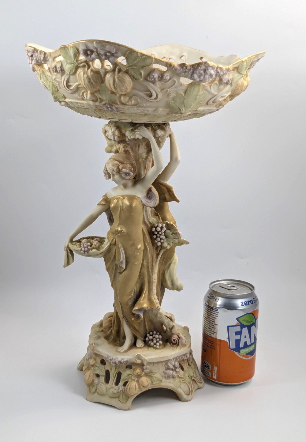 Figural Porcelain Vase, Ernst Wahliss, Royal Vienna, c. 1894-1900 View XI