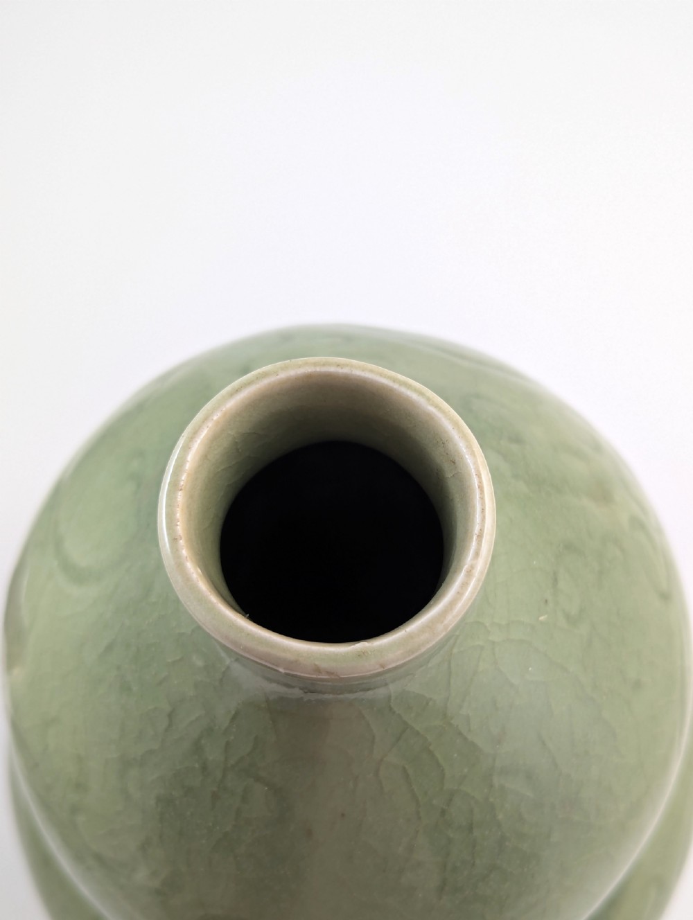 Chinese Longquan Earthenware Green Double Gourd Vase, Song Dynasty. View IX