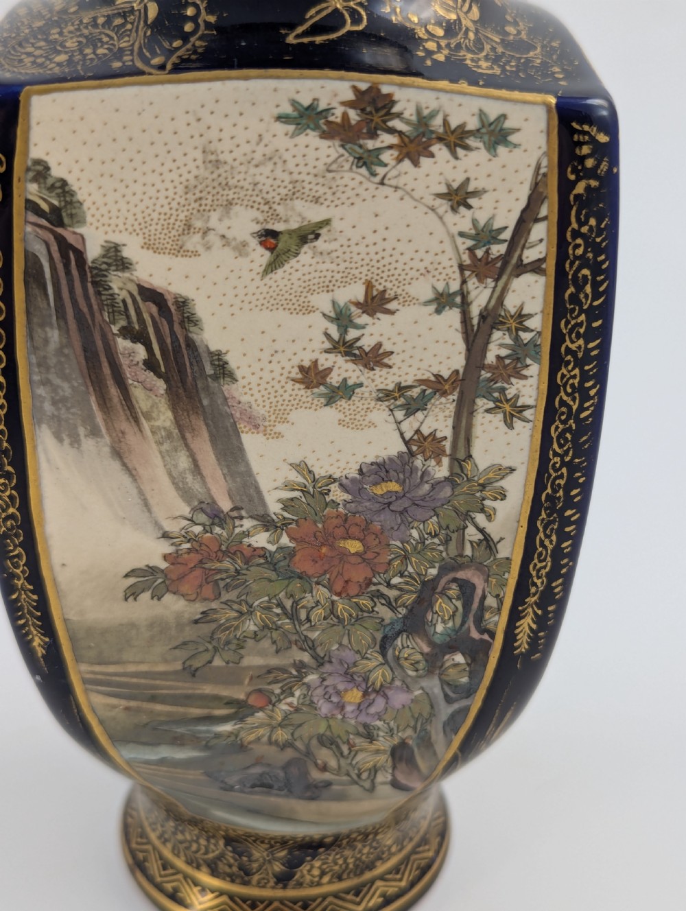 Antique Satsuma Earthenware Vase, Japan, c. 19th Century View X