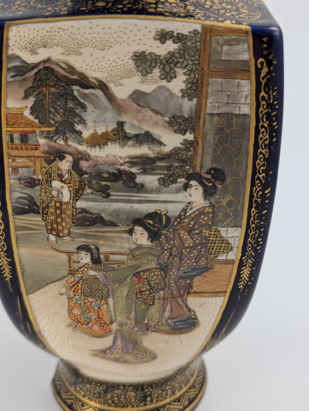 Antique Satsuma Earthenware Vase, Japan, c. 19th Century View XI