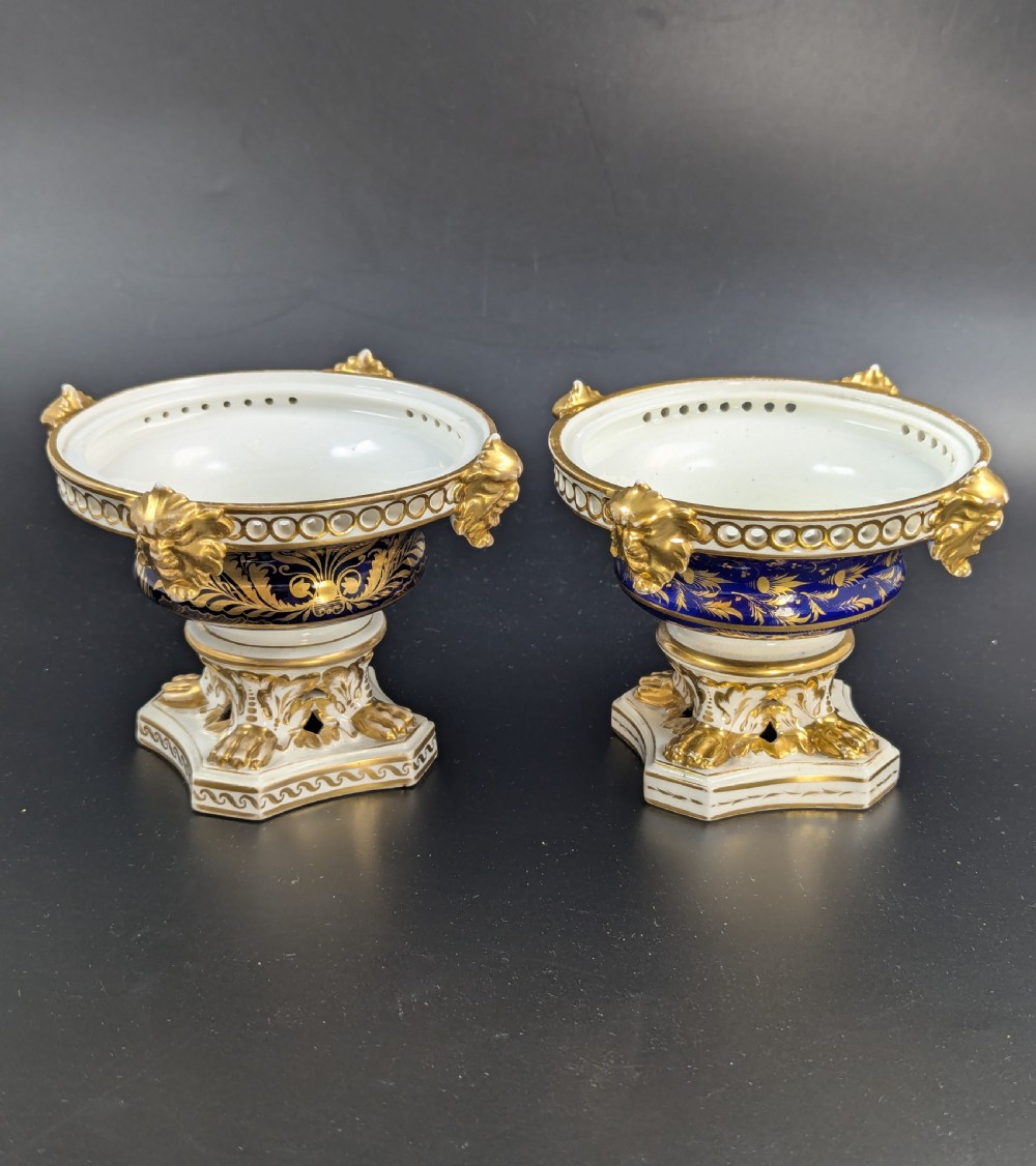 Antique Pair of Bloor Derby Duesbury Porcelain Pot Pourri, c. 1820 View II