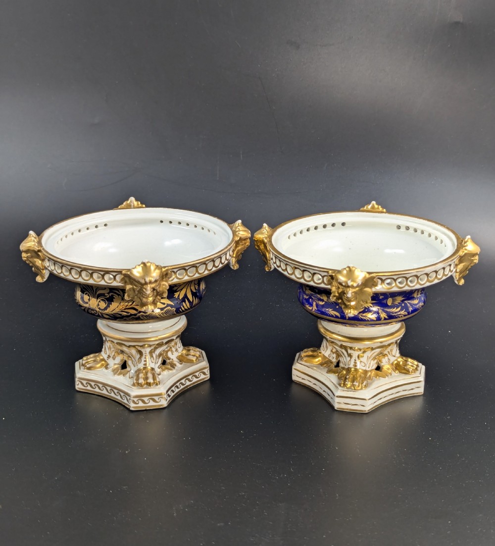 Antique Pair of Bloor Derby Duesbury Porcelain Pot Pourri, c. 1820 View III
