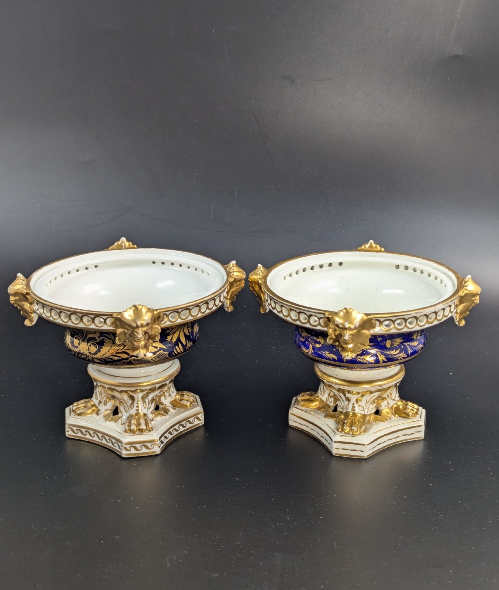 Antique Pair of Bloor Derby Duesbury Porcelain Pot Pourri, c. 1820 View IV