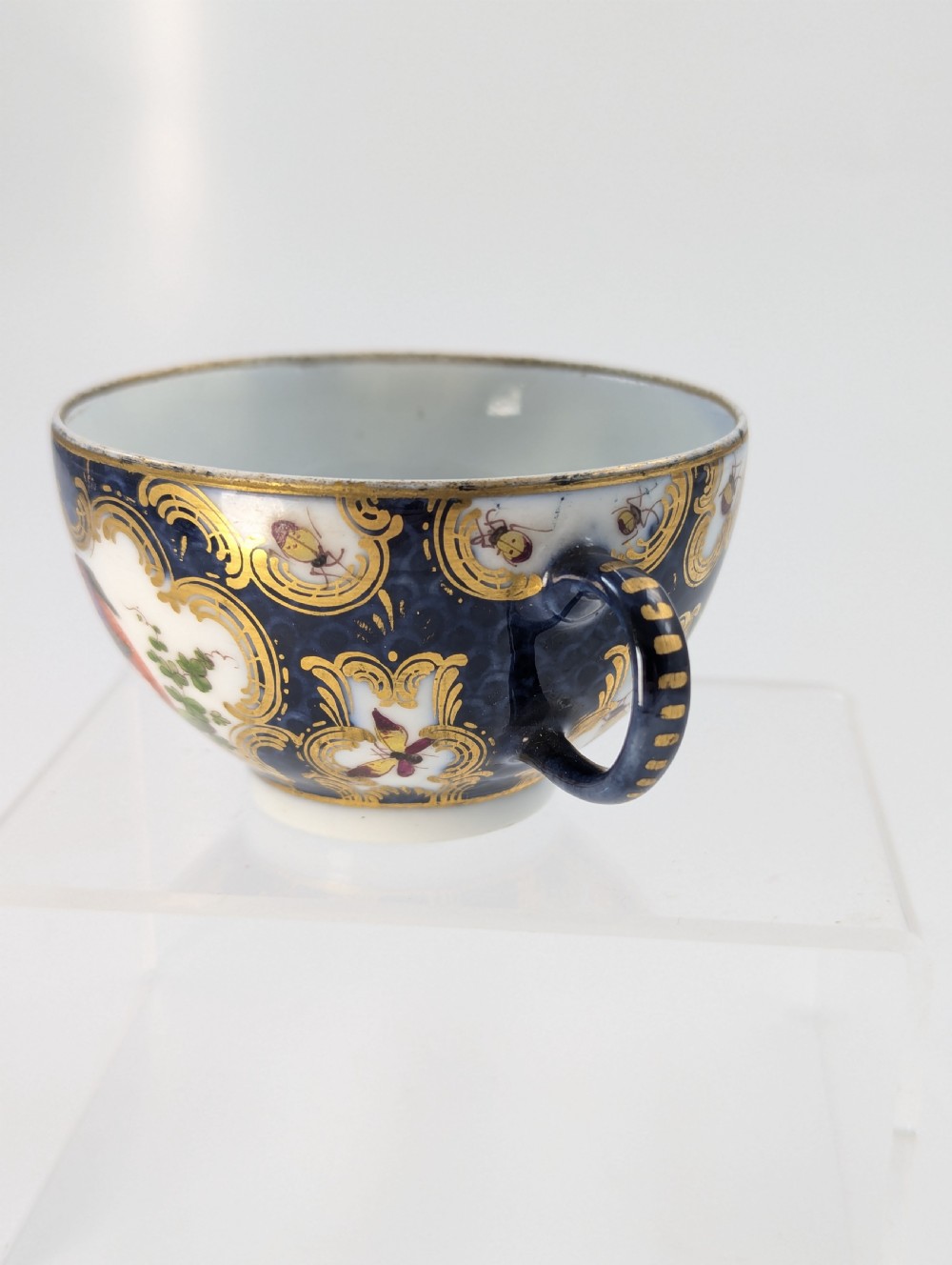 A Rare 18th Century Worcester Tea Cup with Hand-Painted Exotic Birds - c.1760 View II