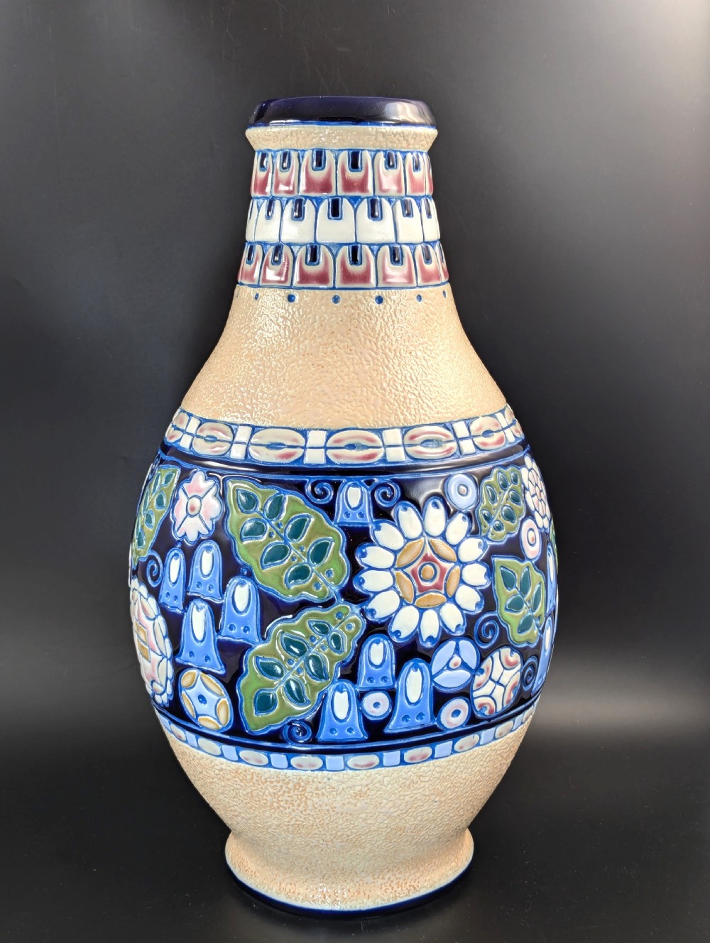 Art Nouveau Majolica Vase by Amphora, Czechoslovakia, circa 1920 View III