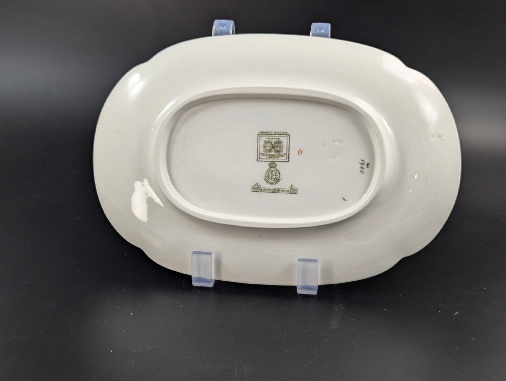 Antique Royal Worcester Vitreous gravy boat, with underplate, c. 1899. View XVI