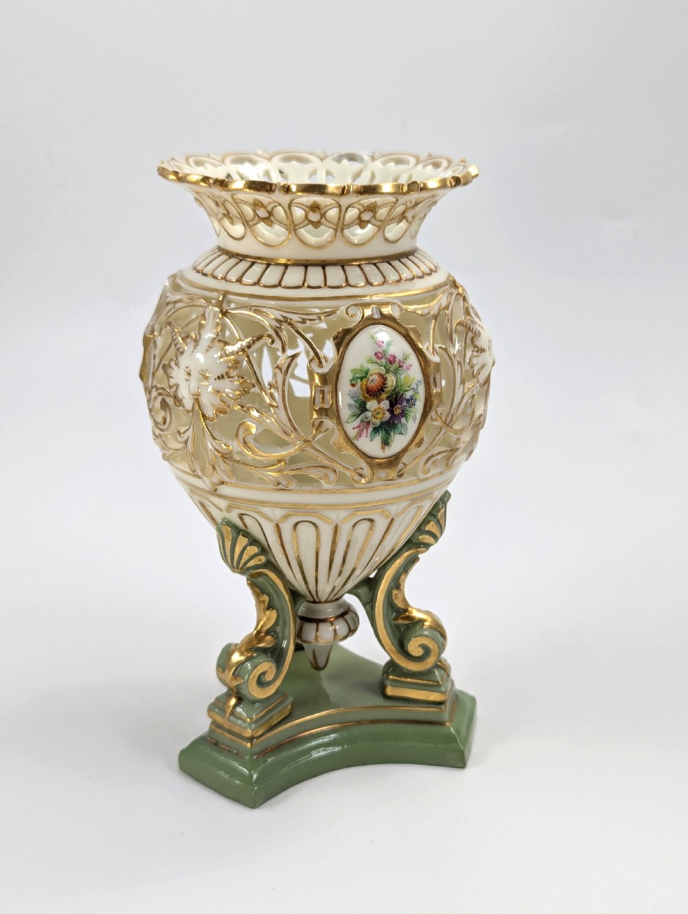 Antique Porcelain Vase on a Stem by G. Grainger, Worcester, c. 1850 View V