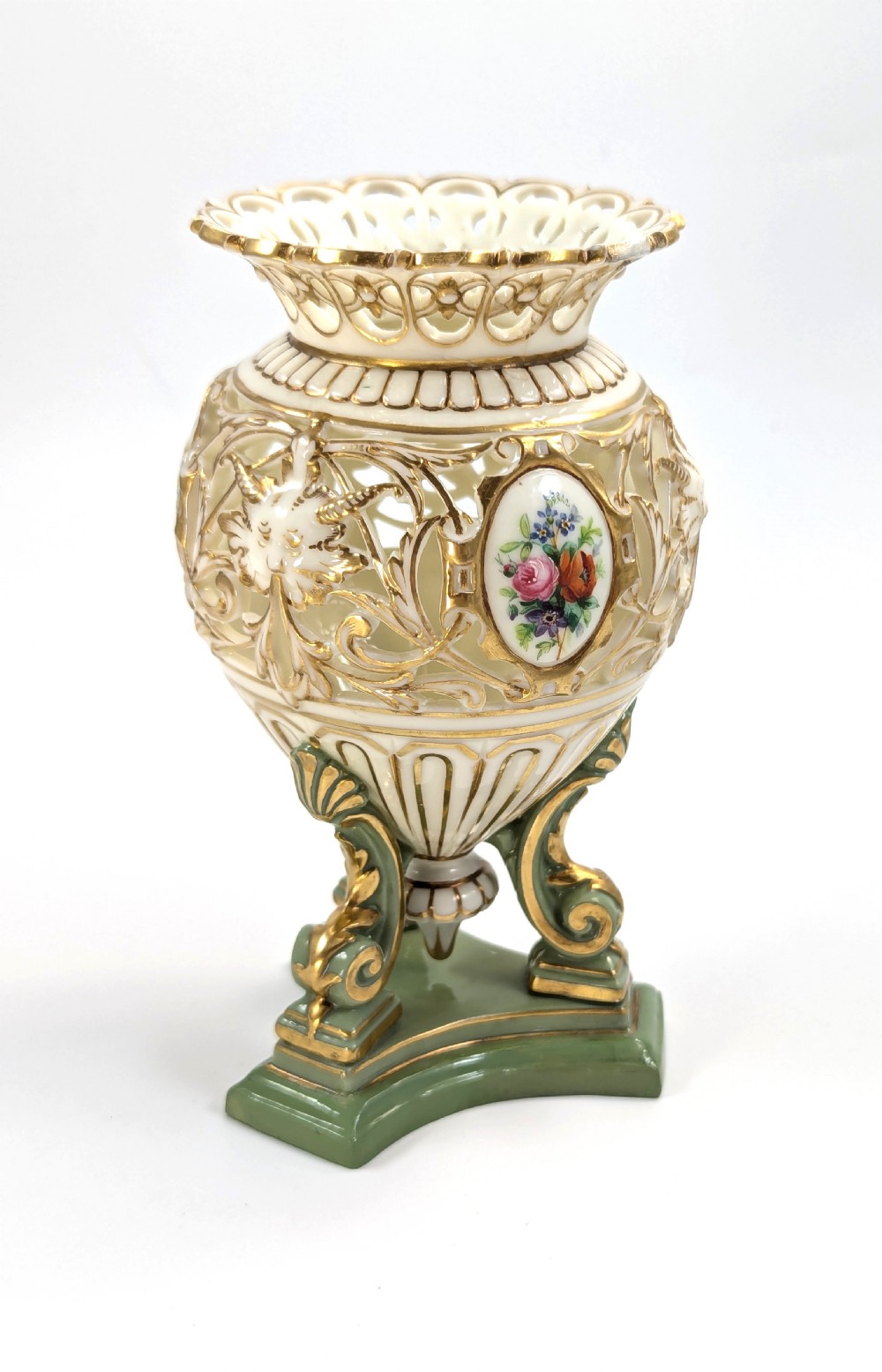 Antique Porcelain Vase on a Stem by G. Grainger, Worcester, c. 1850 View VII