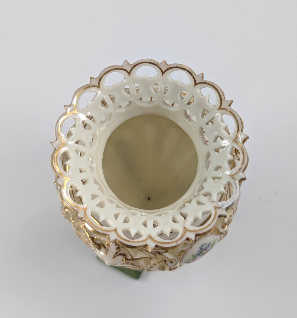 Antique Porcelain Vase on a Stem by G. Grainger, Worcester, c. 1850 View IX
