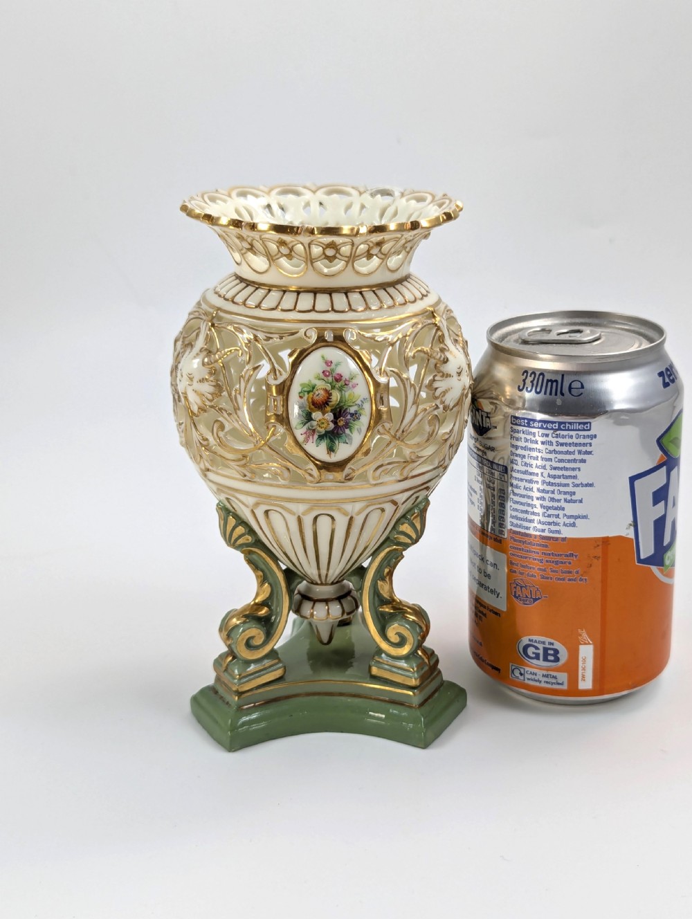 Antique Porcelain Vase on a Stem by G. Grainger, Worcester, c. 1850 View XII