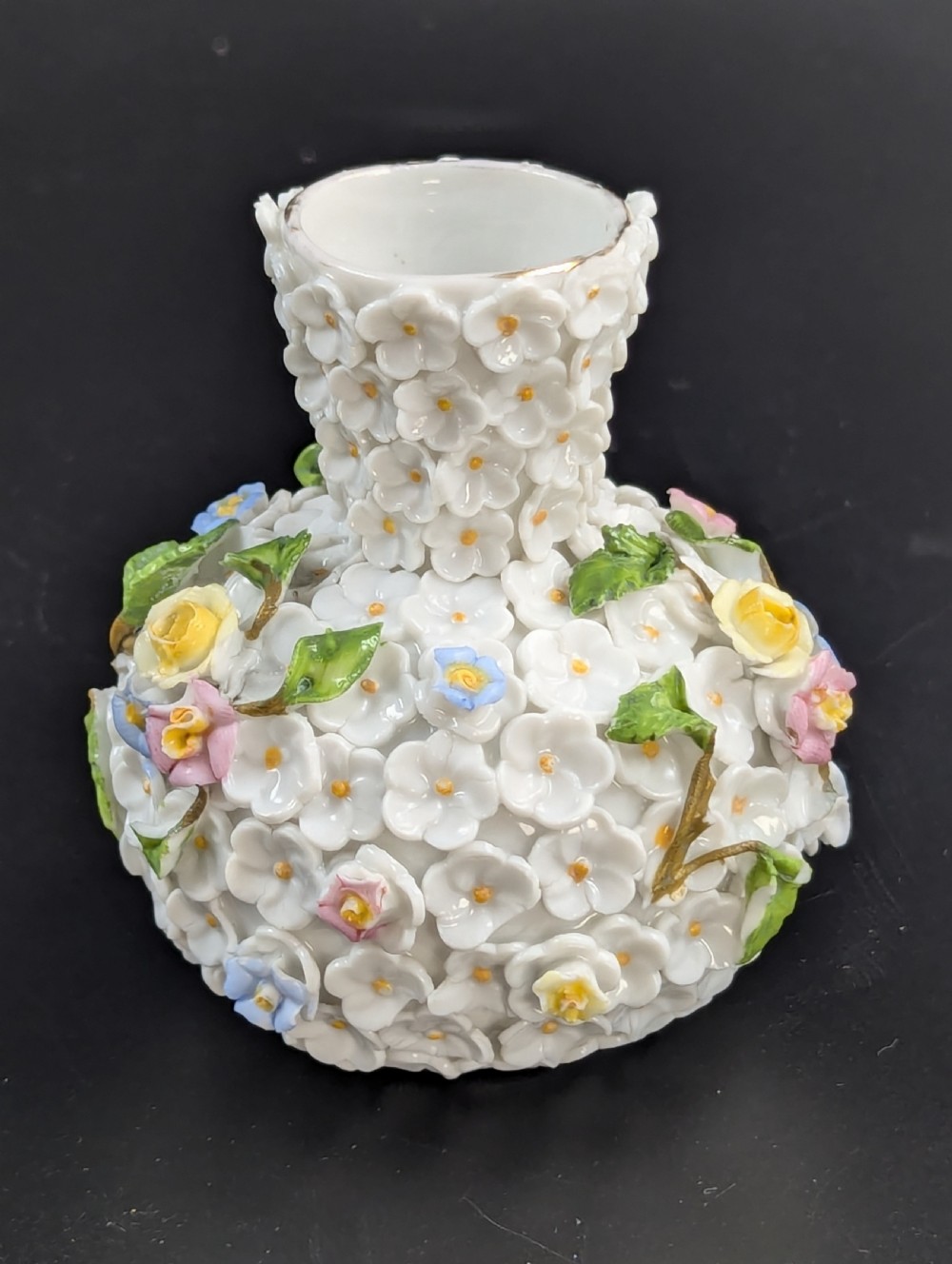 Porcelain Encrusted Vase and Salt Cellar by Bohne Söhne Rudolstadt, c. 1880. View V