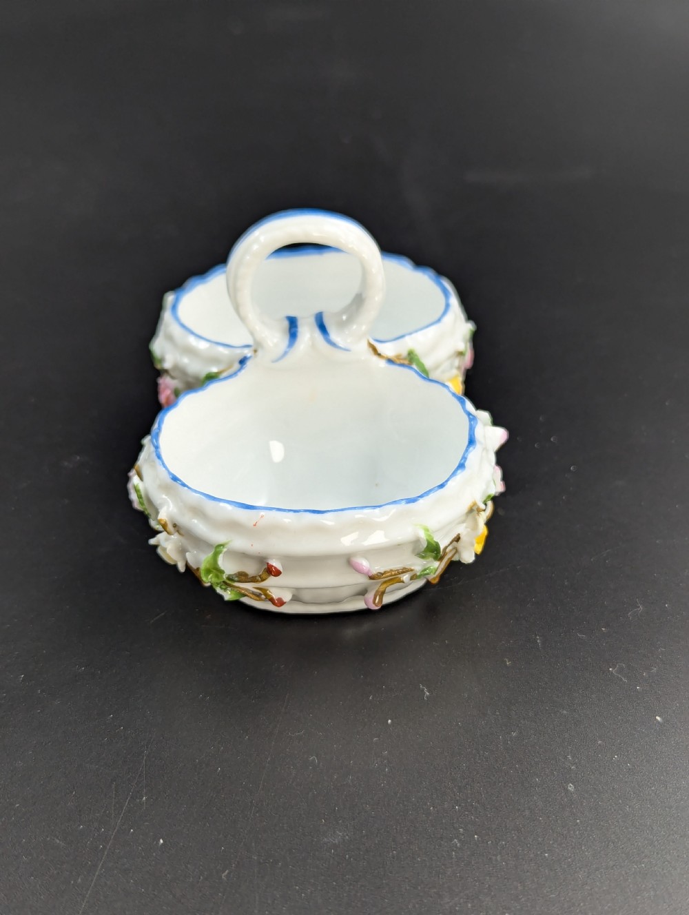 Porcelain Encrusted Vase and Salt Cellar by Bohne Söhne Rudolstadt, c. 1880. View IX