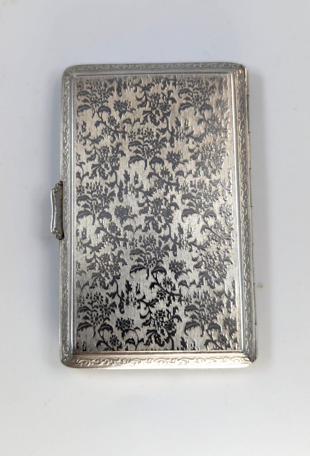 Elegant Sterling Silver Cigarette Case with Floral Design View III
