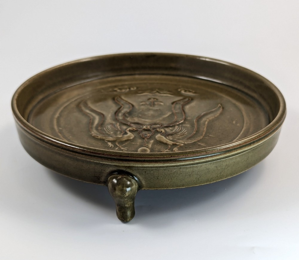 Olive-green Glazed ‘Phoenix’ Footed Bowl, Northern Song Dynasty (960–1127) View VIII