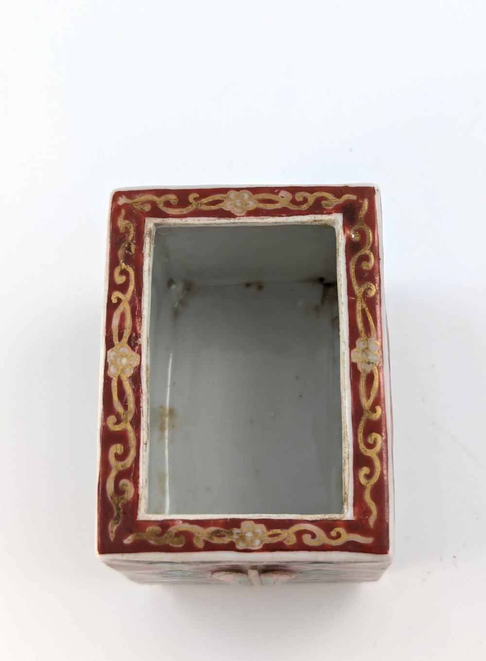 Antique Japanese Koro with Lid, Kutani, Meiji Period  View IX