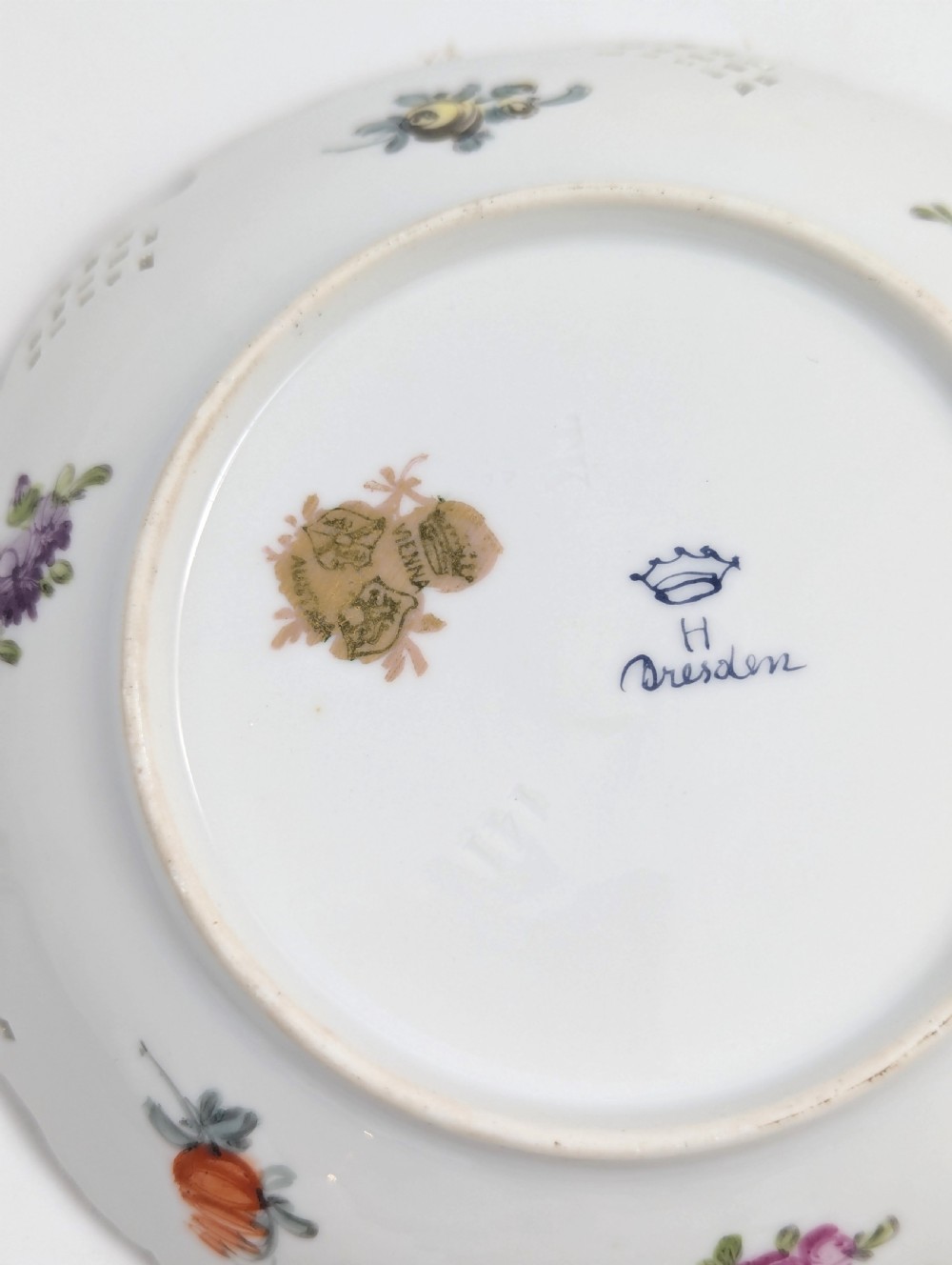 Helena Wolfsohn Porcelain Bowls/Plates, Dresden, c. 1886. View IX