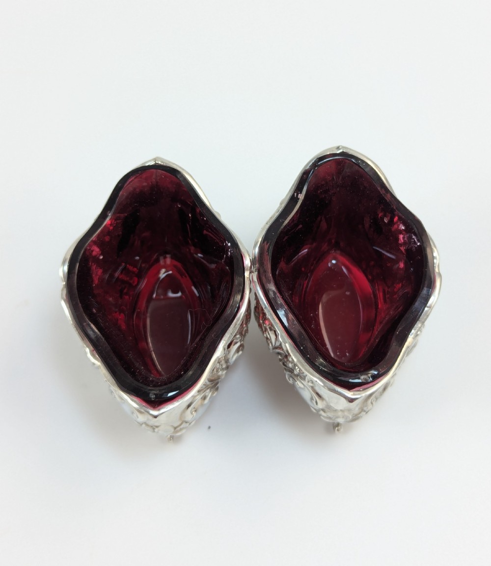 Pair of Edwardian Silver Salts with Ruby Glass Liners, 1902 View VI