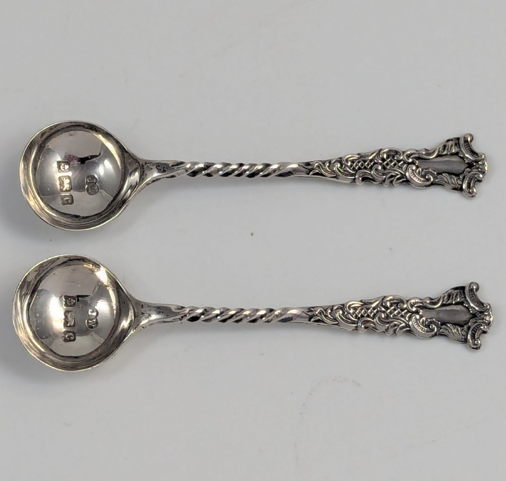 Pair of Edwardian Silver Salts with Ruby Glass Liners, 1902 View XIII