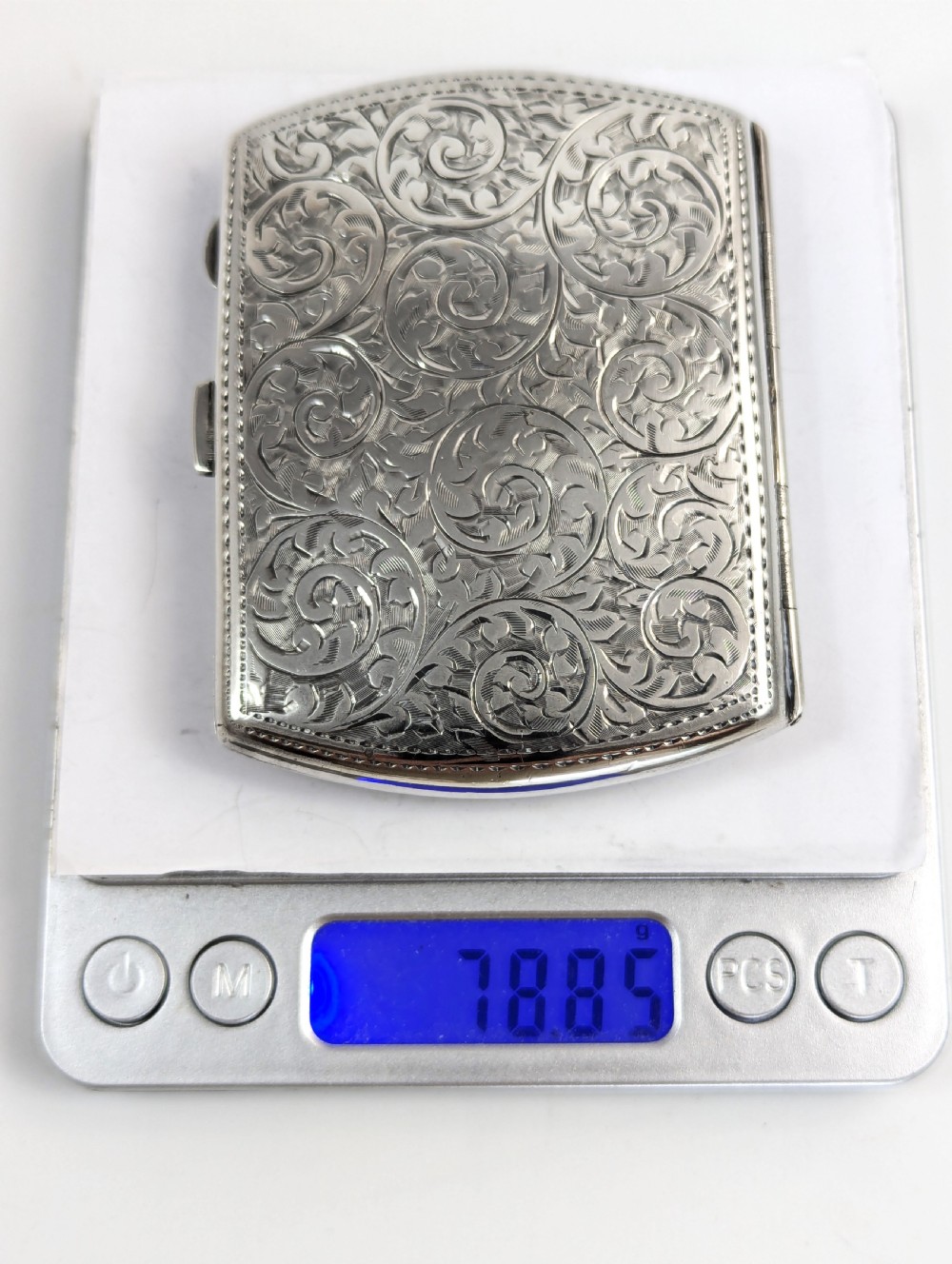 Silver Cigarette Case with Ornamental Design, Birmingham, 1916 View VI