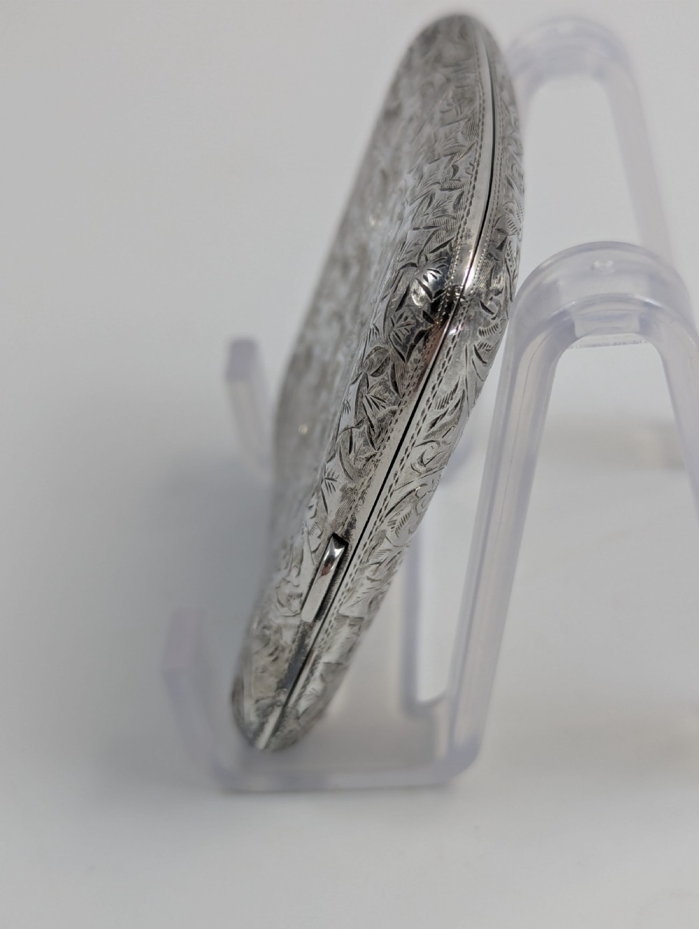 Sterling Silver Cigarettes Case, Birmingham, 1930. View VI