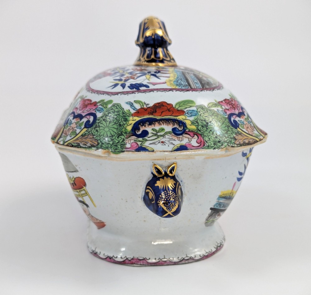 A Regency Masons ironstone tureen decorated in the Green Mandarin chinoiserie pattern with cobalt blue handles and a gilded scrolling finial. View III