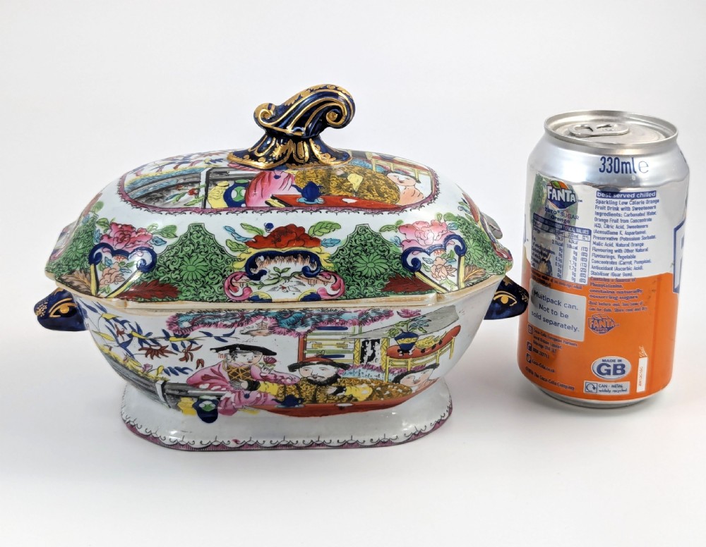 A Regency Masons ironstone tureen decorated in the Green Mandarin chinoiserie pattern with cobalt blue handles and a gilded scrolling finial. View XIII