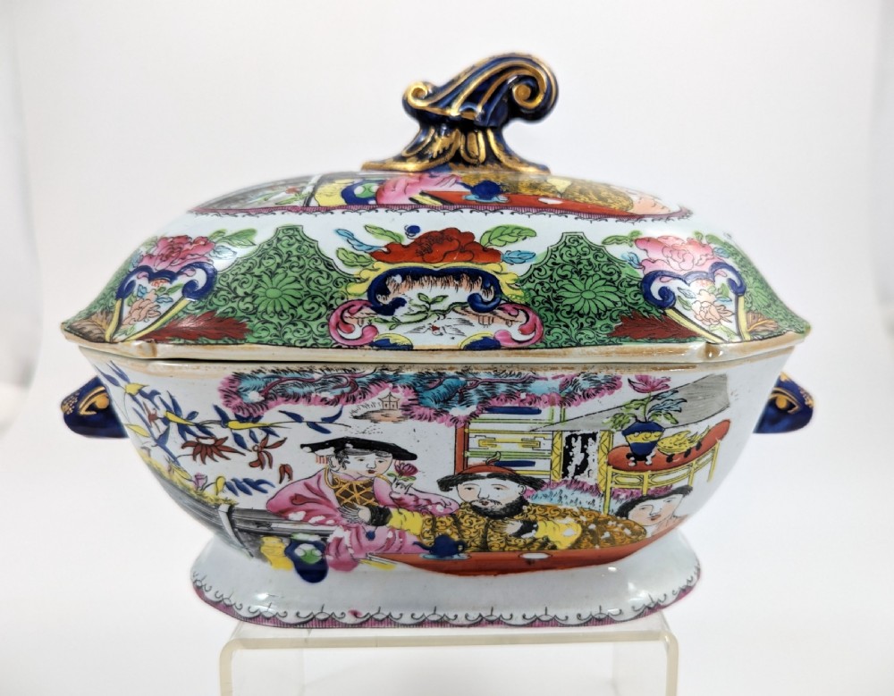 A Regency Masons ironstone tureen decorated in the Green Mandarin chinoiserie pattern with cobalt blue handles and a gilded scrolling finial. View XIV